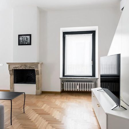 Living Brera, A Unique Experience - Vicolo Fiori Appartement Milaan Buitenkant foto